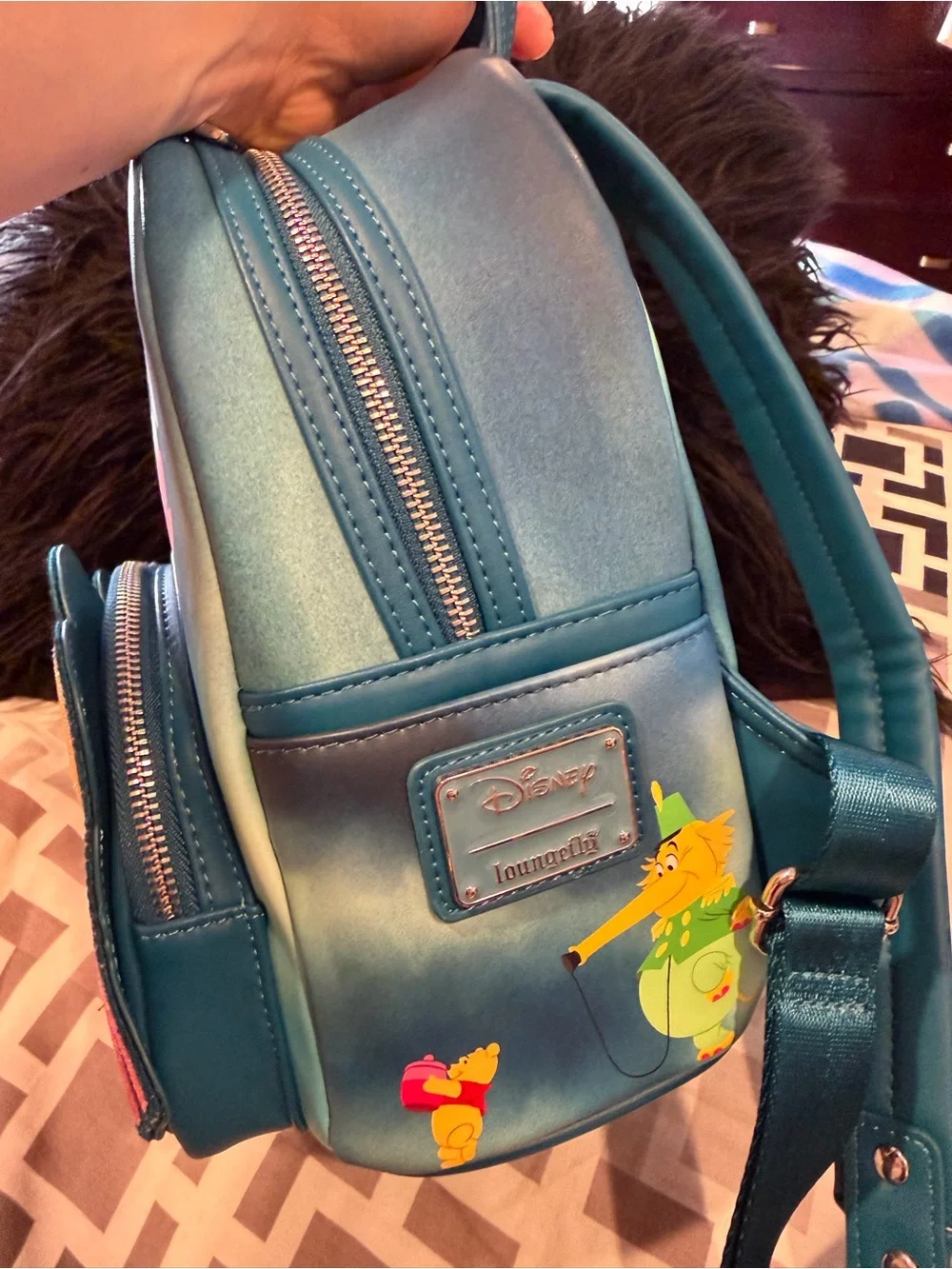 Loungefly Winnie the Pooh Heffa-Dream Glow Mini Backpack GLOW IN THE DARK.